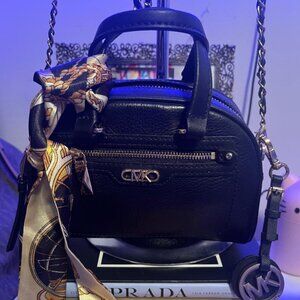 Michael Michael Kors Mini Wiiliamsburg Crossbody Excellent Condition